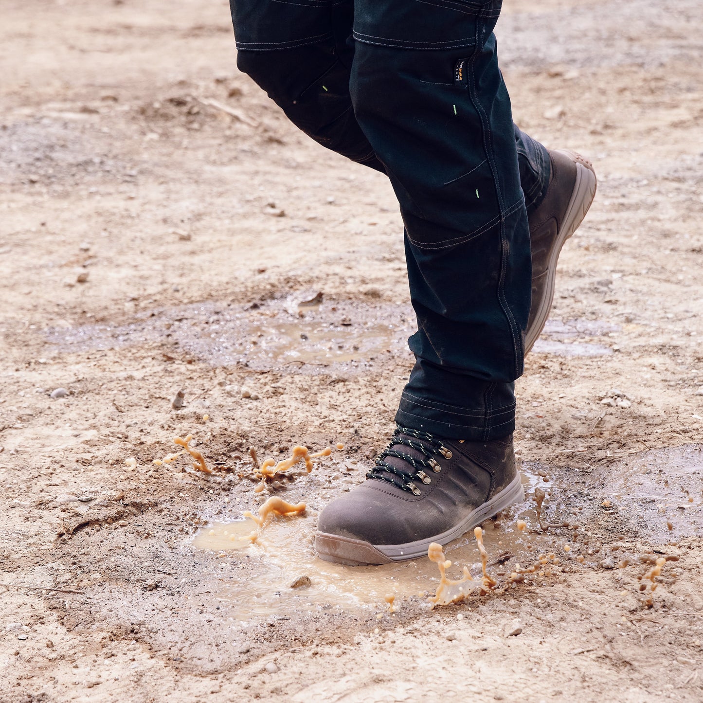 Apache Moose Jaw Leather Waterproof Safety Boot Apache