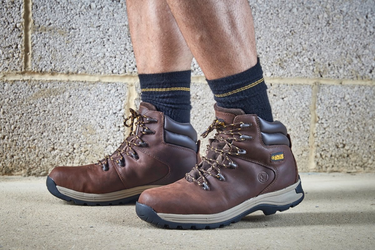 Apache AP315CM Nubuck Water-Resistant Safety Hiker Boot Apache