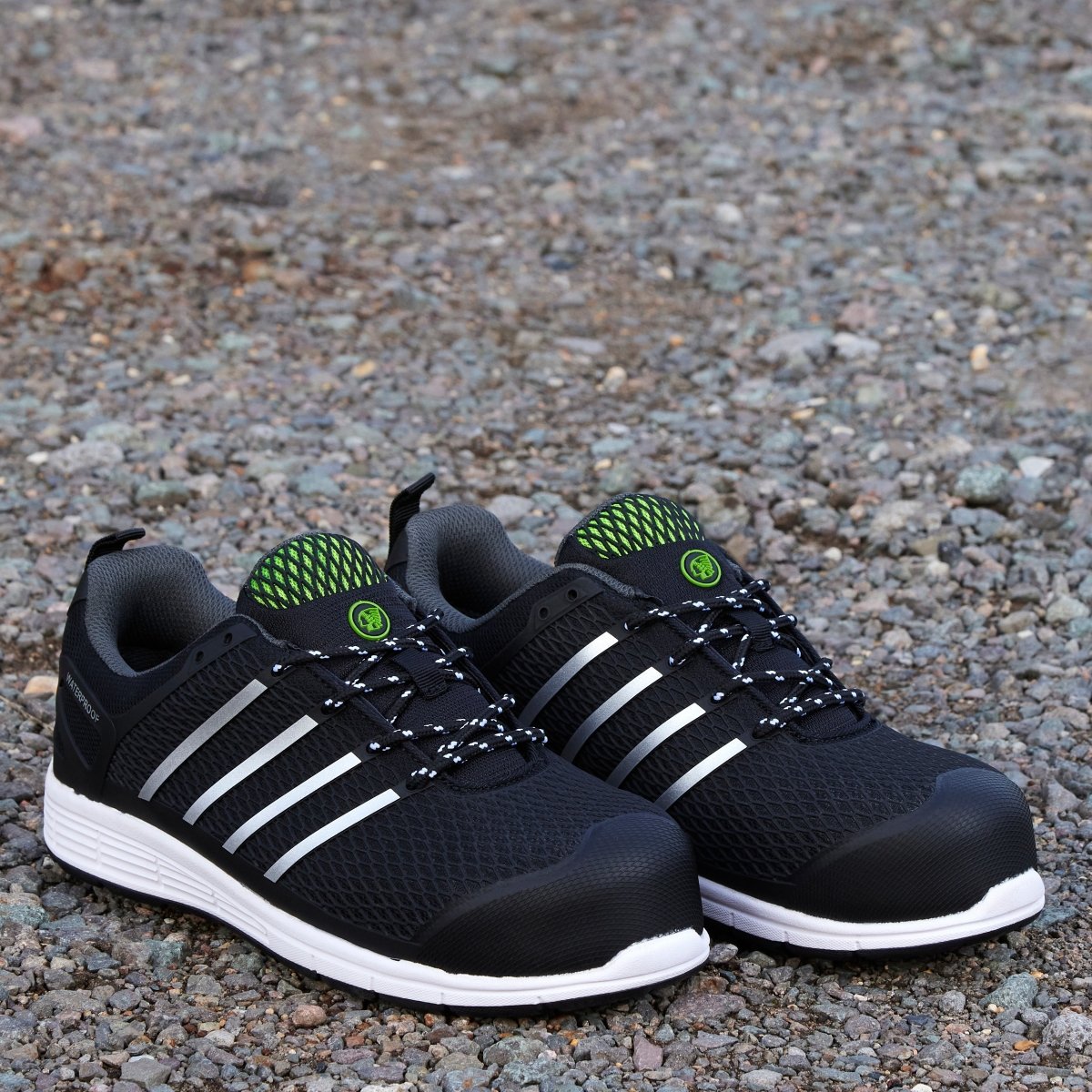Apache Motion Mens Waterproof Safety Trainers Apache
