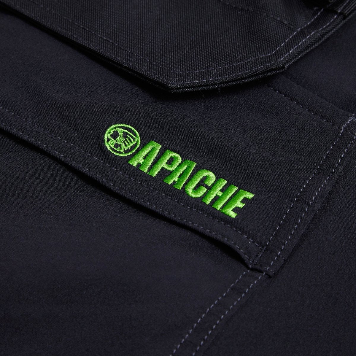 Apache Whistler 4 way stretch short Apache